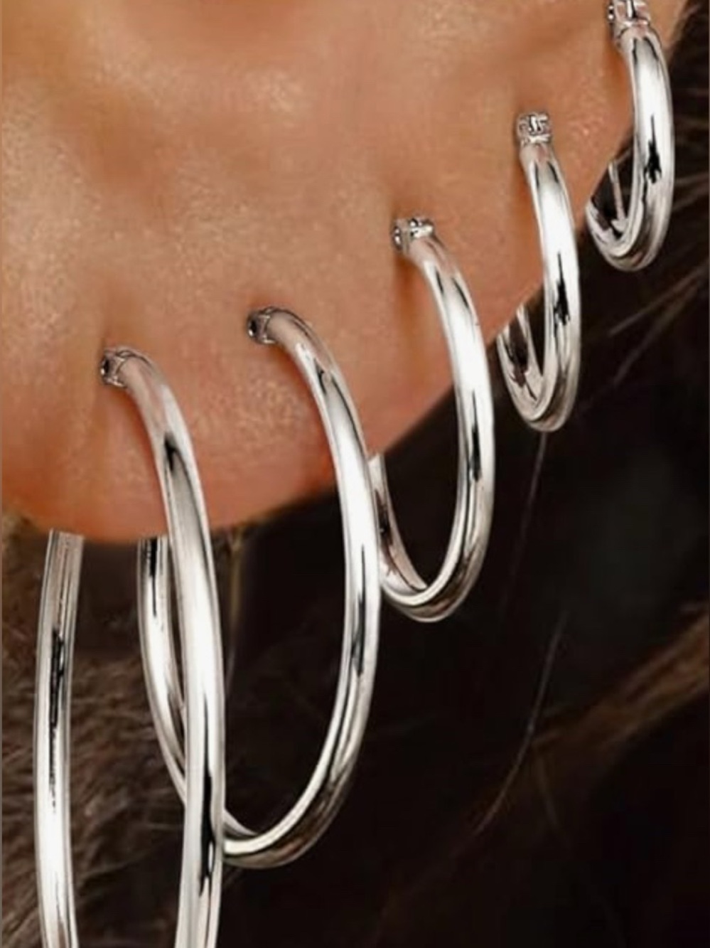 Cute Dillards 925 Silver set of 5 hoop earrings